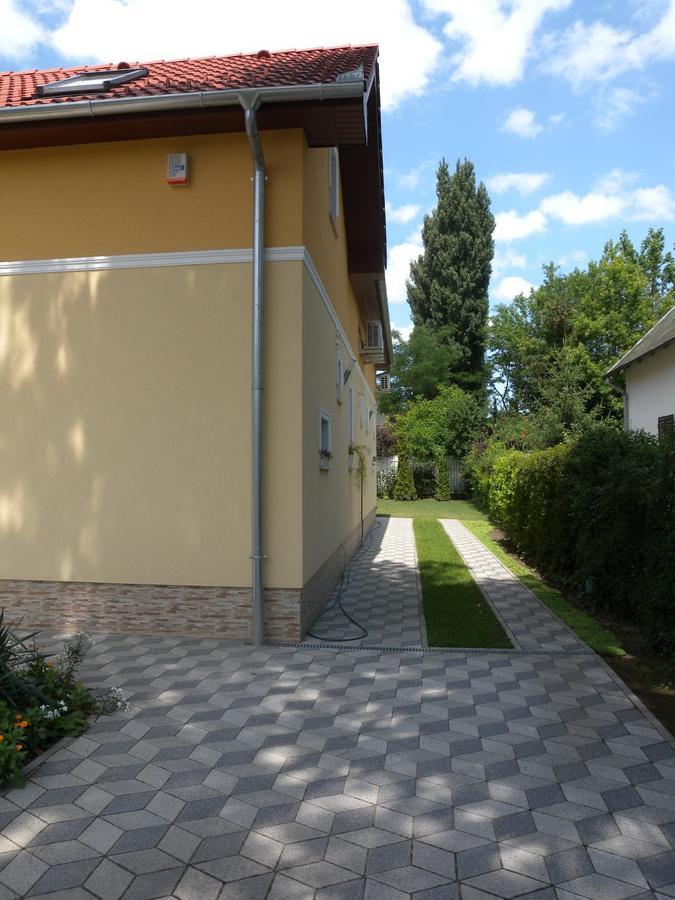 Apartment In Siofok/Balaton 19943 Exteriör bild